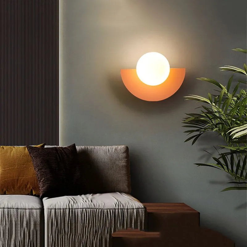 Crescent Wall Light | Dufsel