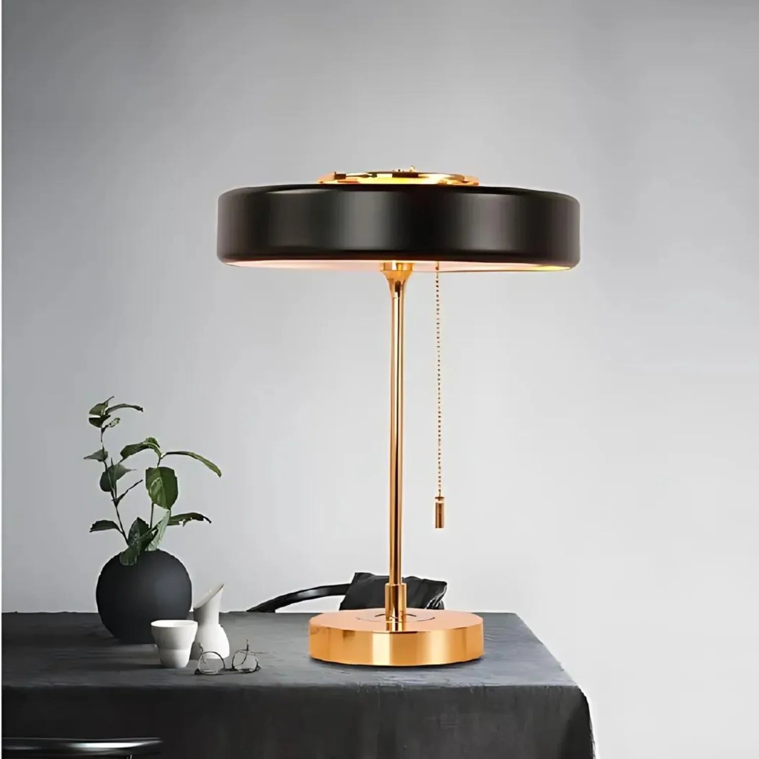 Aurelis | Table Lamp – Sleek Design for Your Home – Black | Dufsel