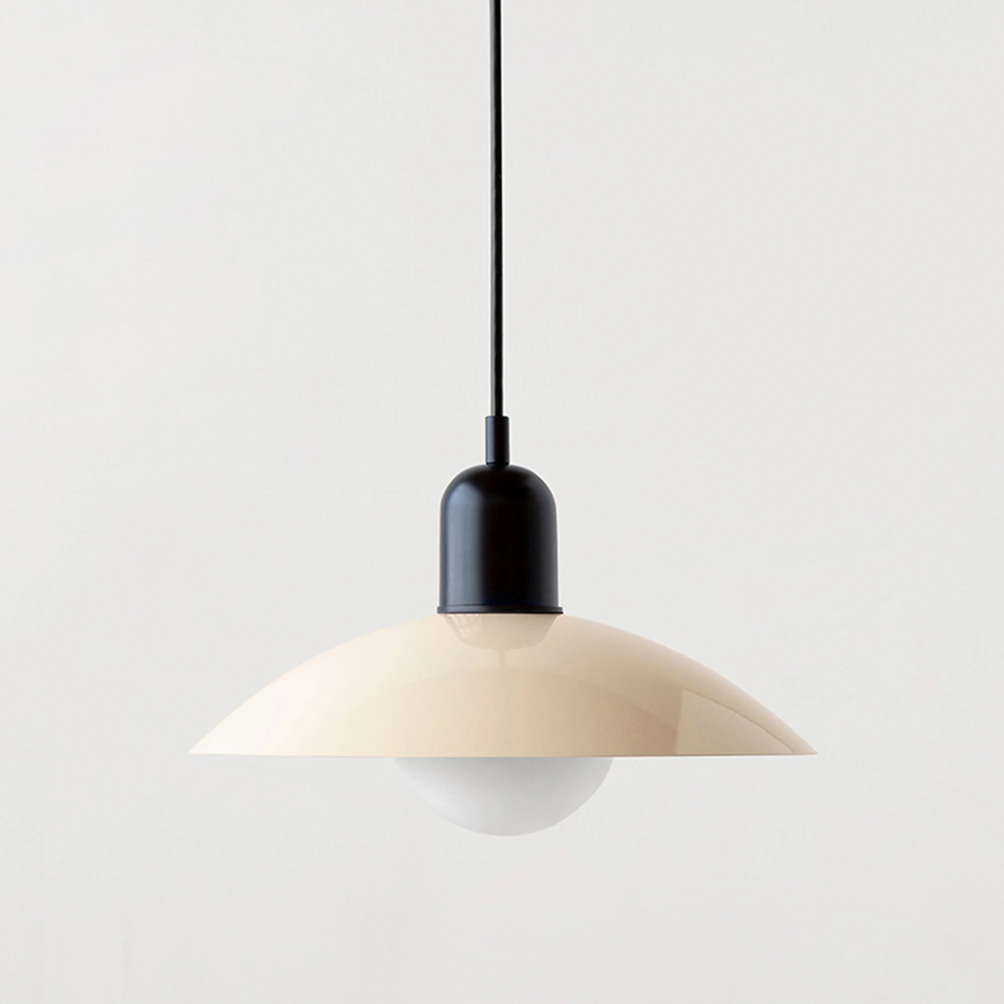 Avela | Mid-Century Pendant Light | Dufsel